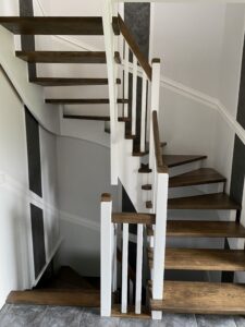 7_bodenbelag_holztreppe_maler-tappe.de_wardenburg_IMG_3694